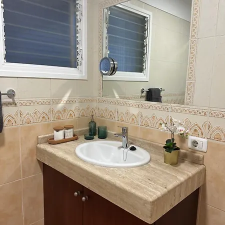 Luminoso Con Amplia Terraza Y Vistas * كانديلاريا